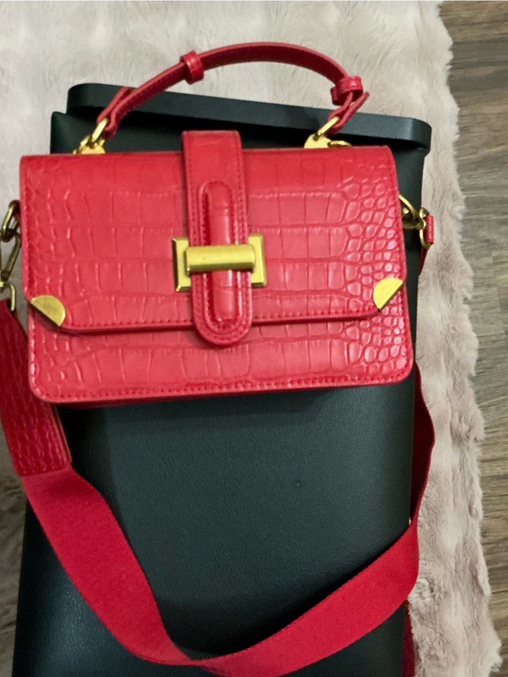 Red Croc-Embossed Crossbody Bag - Women